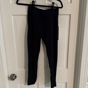 ALO Yoga Black Capris